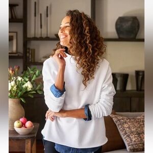 NEW Frank & Eileen Effie Funnel Neck Sweatshirt

Has been washed but is unworn